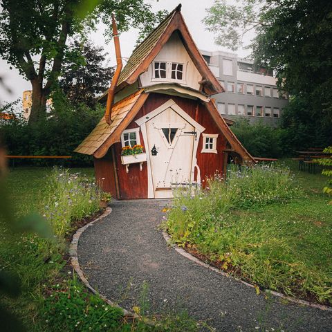 Kleines Hexenhaus im Grünen direkt beim PS.SPEICHER in der Einbecker Innenstadt..