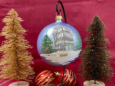 Weihnachtskugel, Motiv 2025 Eickesches Haus, CC0.jpg